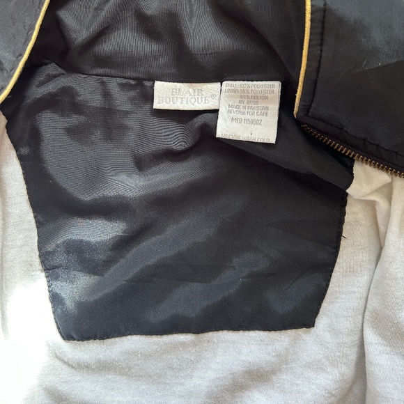 Blair Boutiques Vintage Black and Gold Zip Up Jacket - Picture 5 of 7